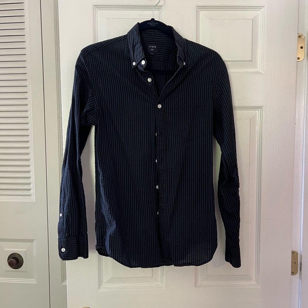 J. Crew Men's Black and Navy Seersucker Striped Shirt size S